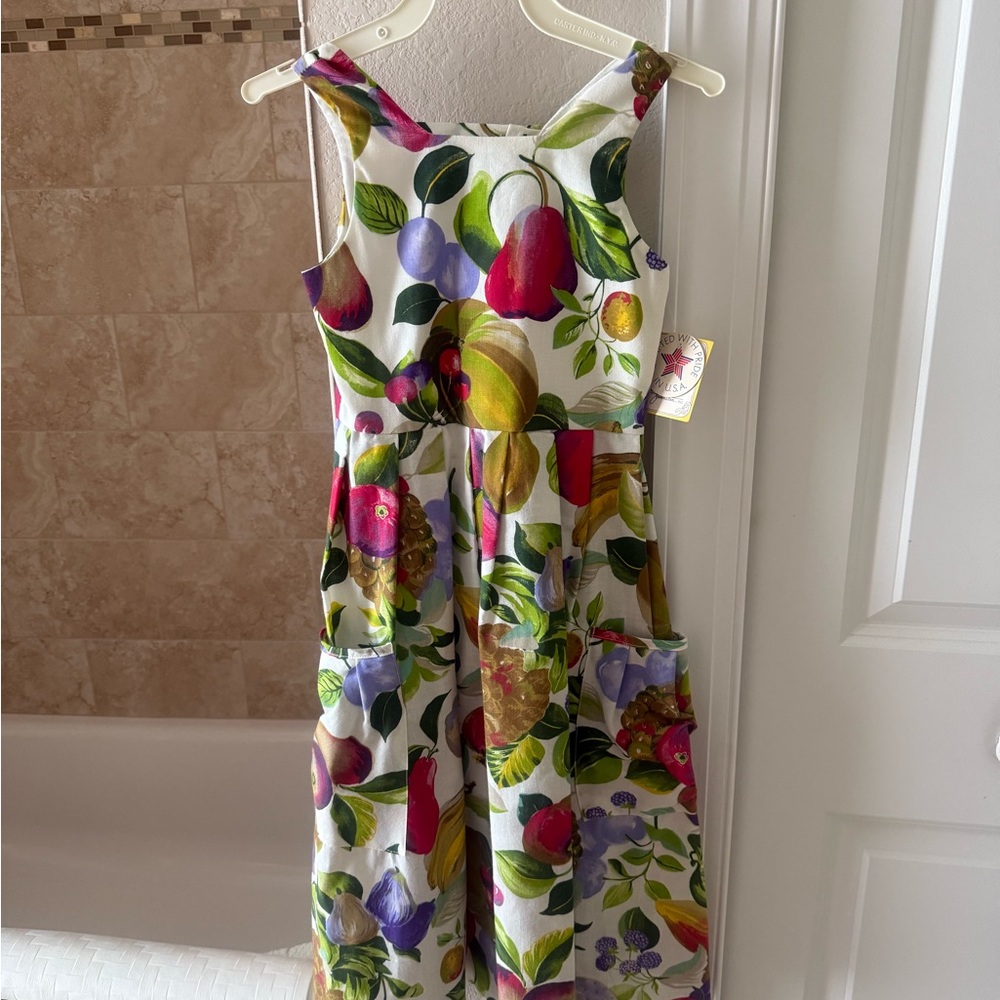 New boutique girl’s dress